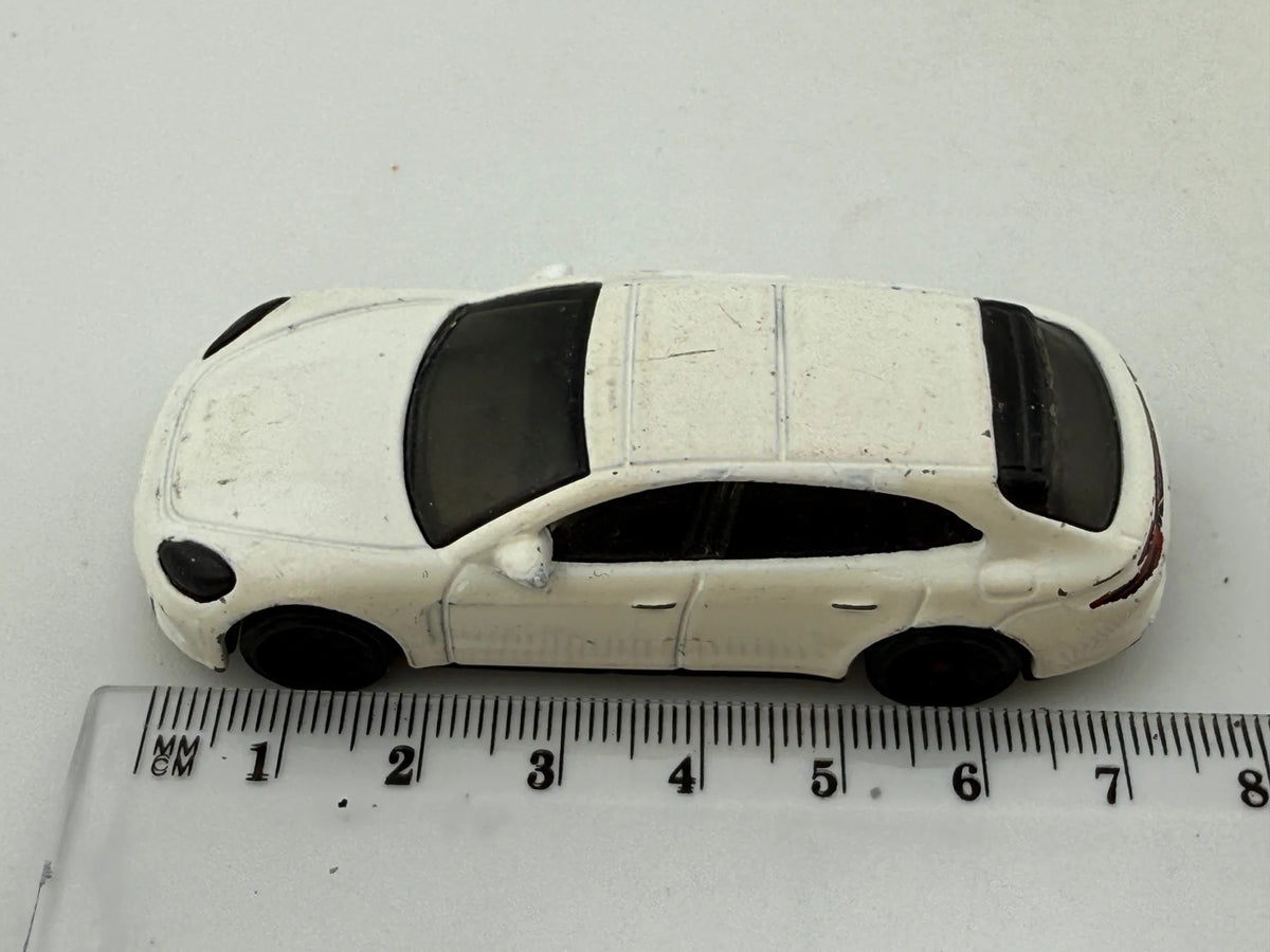 Porsche Panamera Turbo S E-Hybrid Sport Turismo Hot Wheels 2018 Biały 1:64 – zdjęcie 8
