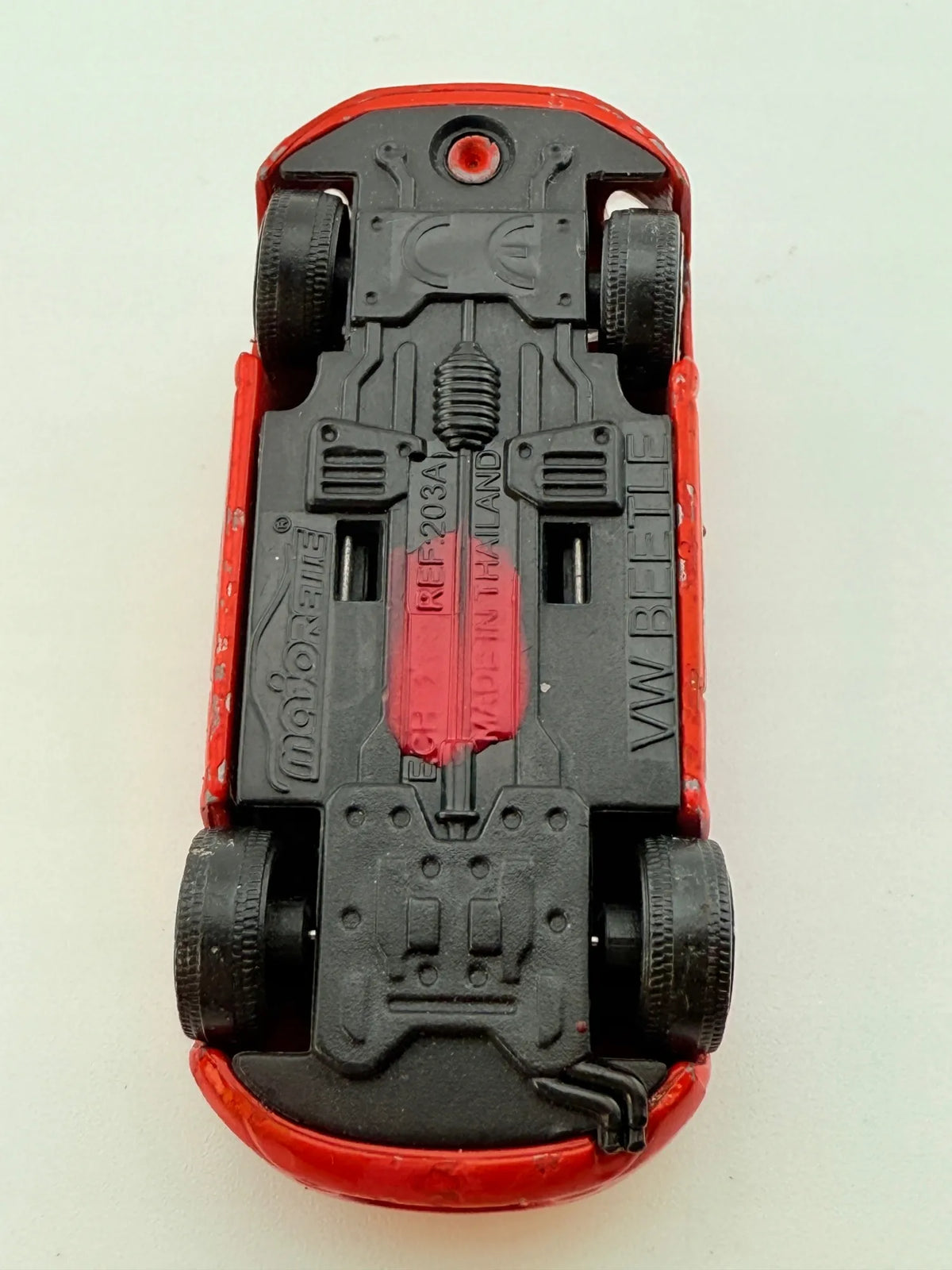 Vw Beetle Matchbox Czerwony 1:64 – zdjęcie 9