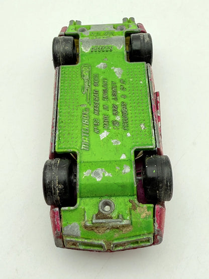 Maserati Bora Matchbox Różowy 1:60 Made in Anglia – zdjęcie 9