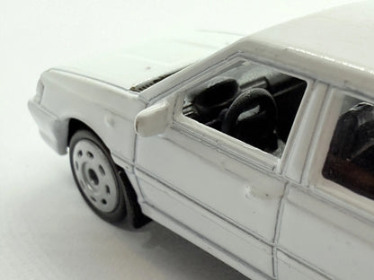 Polonez Caro Plus Welly Biały 1:64 – zdjęcie 9