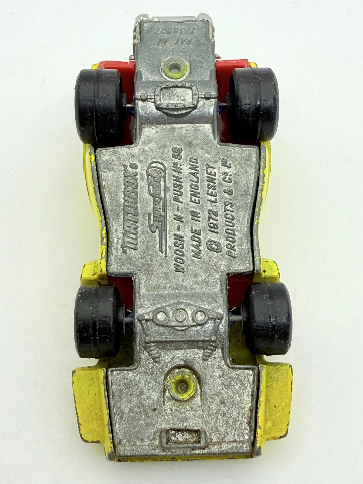 Woosh-N-Push Matchbox Żółty 1:64 Made in Anglia – zdjęcie 9