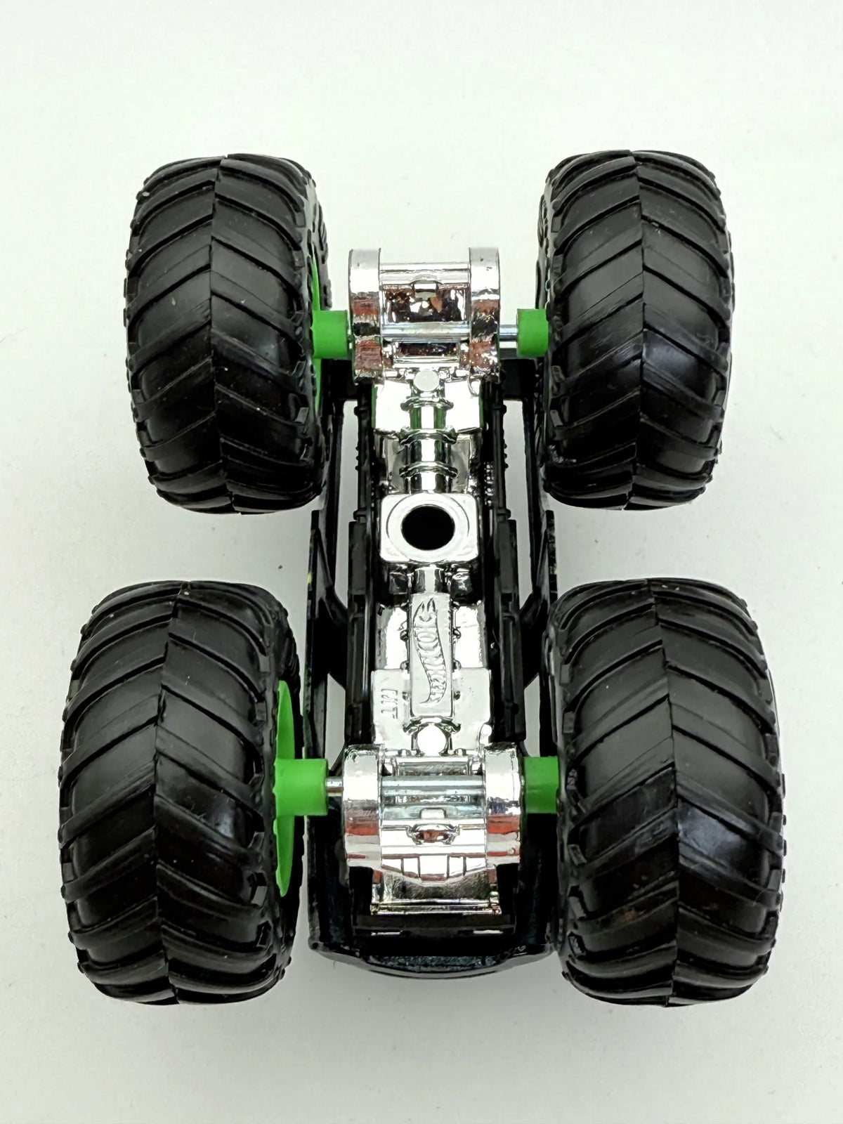 Skeleton Crew Monstrer Truck Hot Wheels Czarny 1:64 – zdjęcie 9