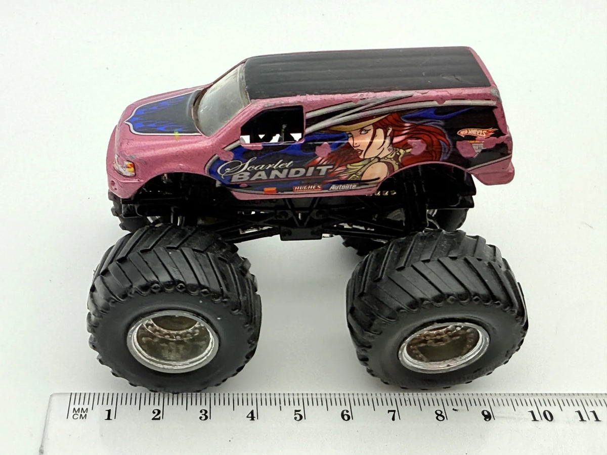 Scarlet Bandit Hot Wheels Różowa 1:64 – zdjęcie 9
