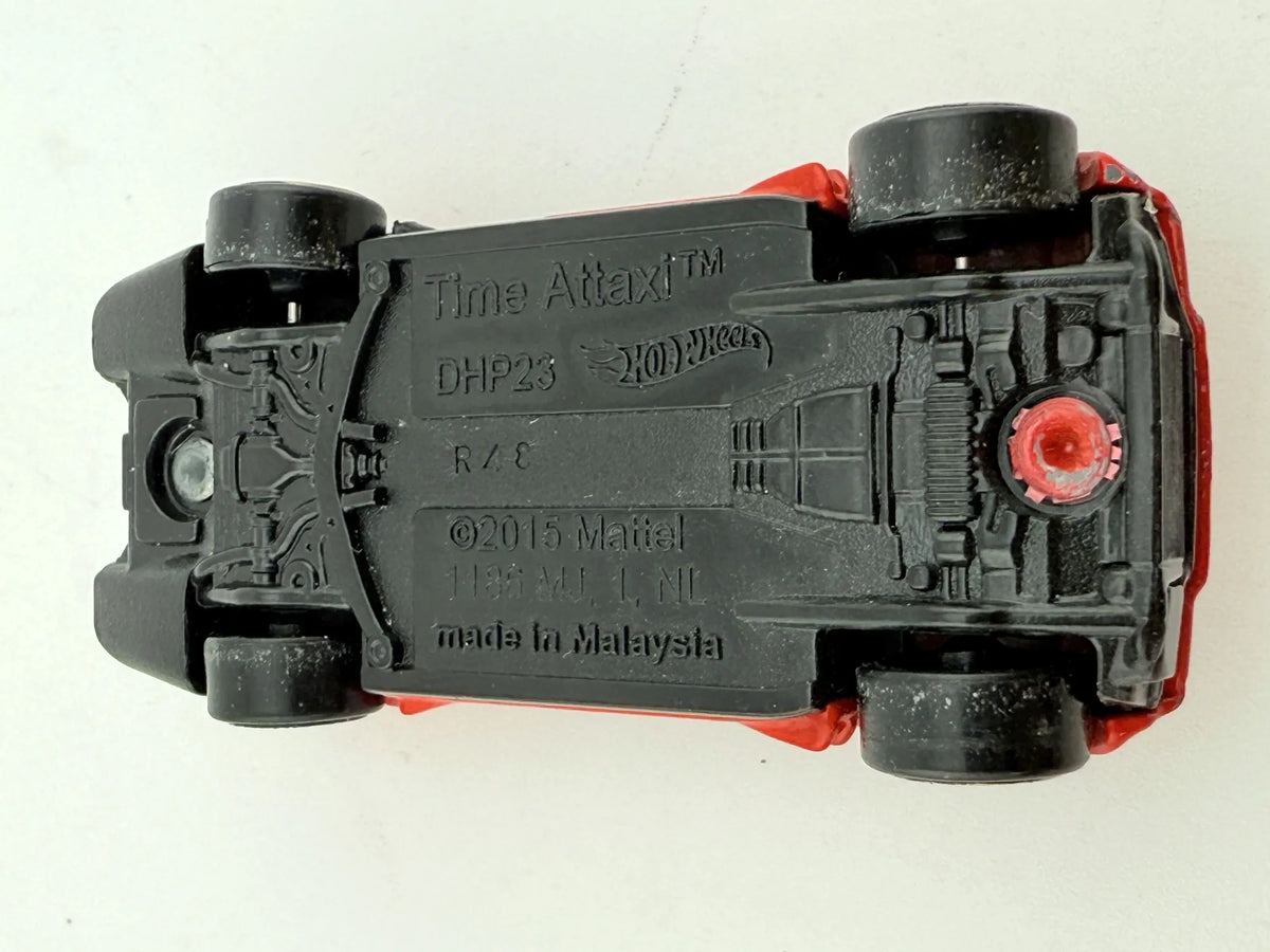 Time Attaxi Hot Wheels 2015 Czerwony 1:64 – zdjęcie 9