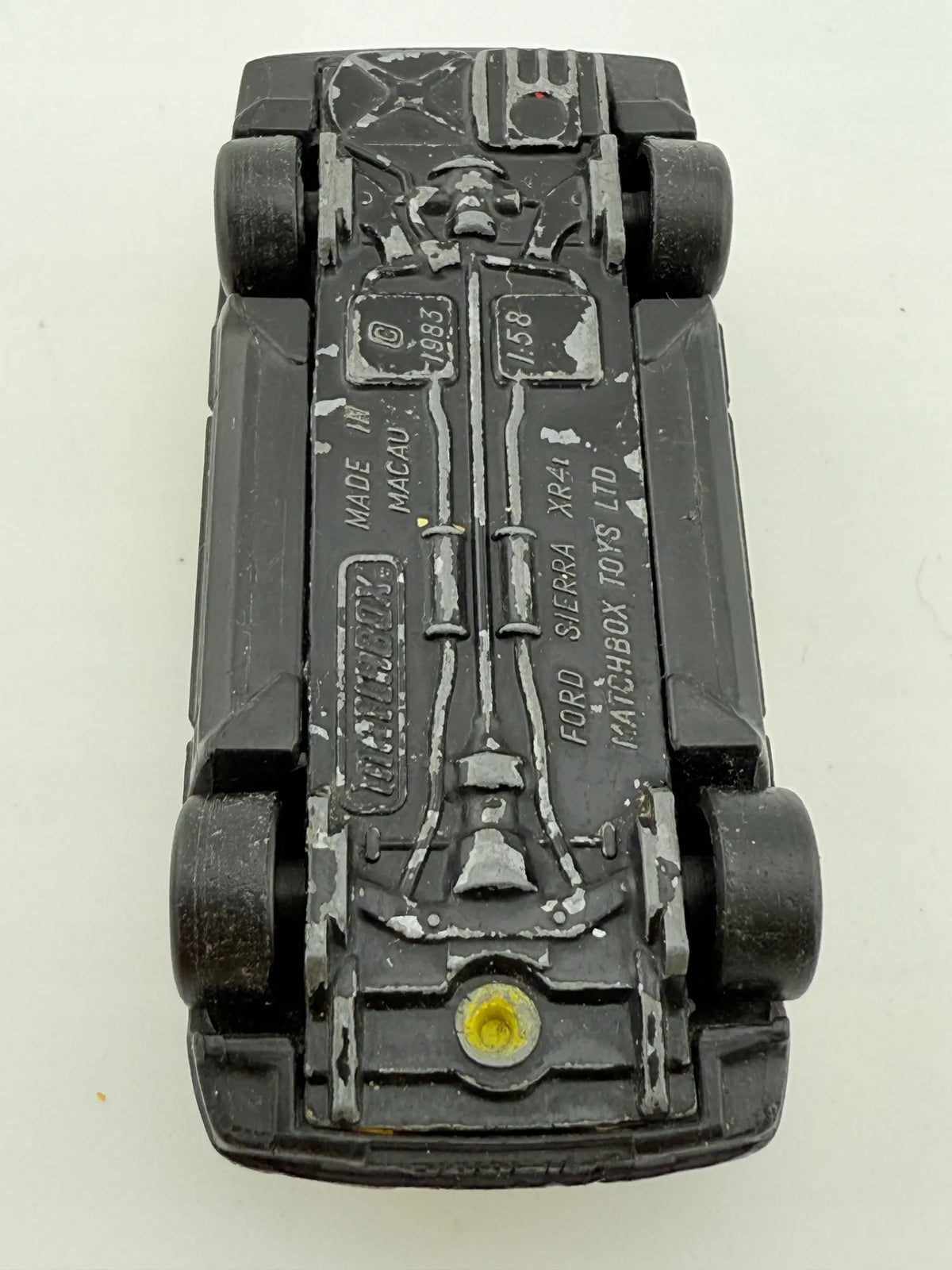 Ford Sierra Xr4I Matchbox 1983 Żółty 1:58 Made in Macau – zdjęcie 9