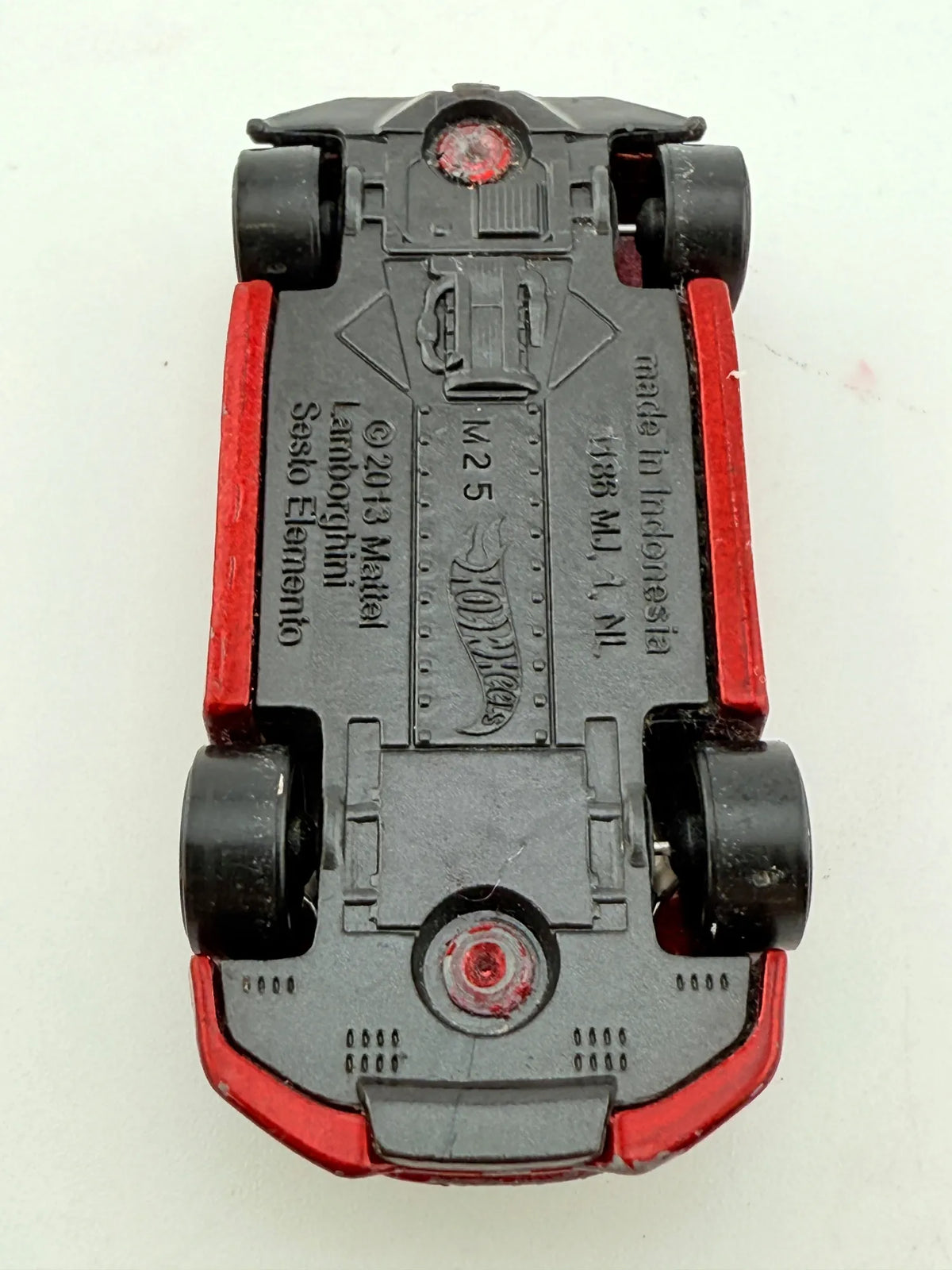 Lamborghini Sesto Elemento Hot Wheels 2013 Czerwony 1:64 – zdjęcie 10