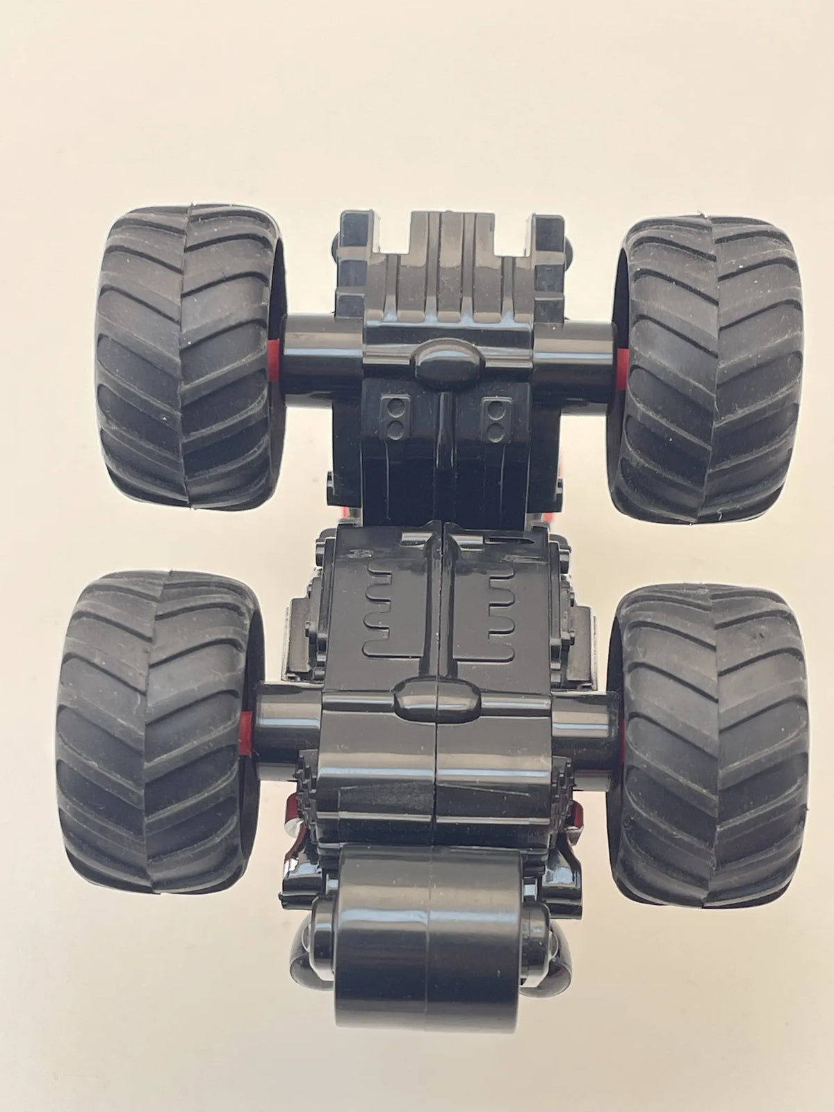 TRANSFORMERS MONSTER TRUCK jak BUGATTI, Die cast, Czerwony, 1:64, Resoraki – zdjęcie 10