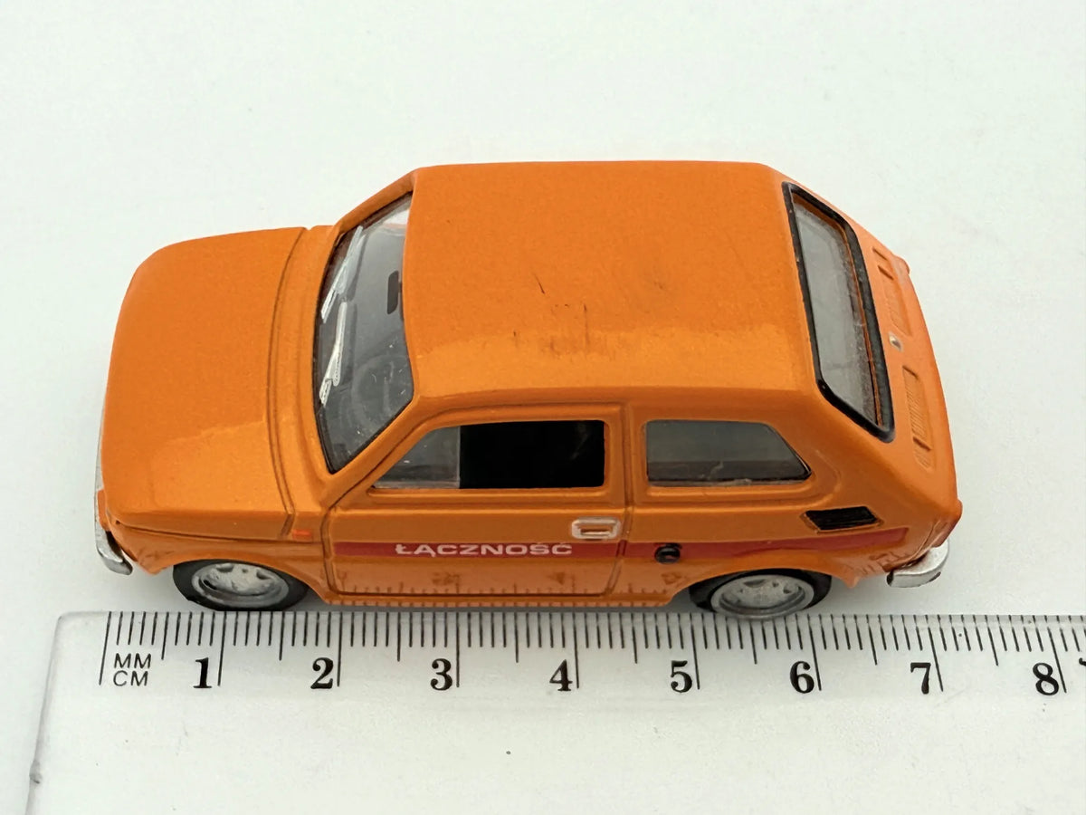 Fiat 126P Pomarańczowa 1:43 – zdjęcie 11
