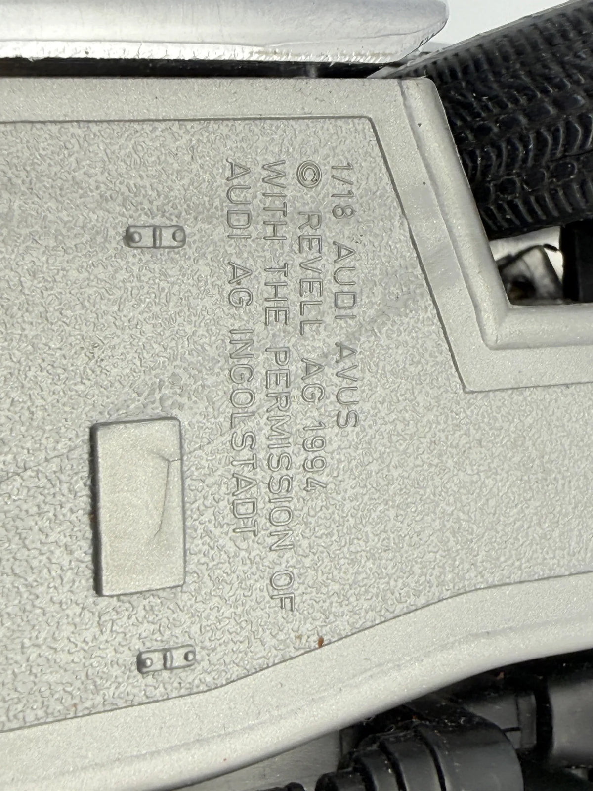 1994 AUDI AVUS QUATTRO, Revell, Die cast, Srebrny / chrom, 1:18, Resoraki – zdjęcie 12