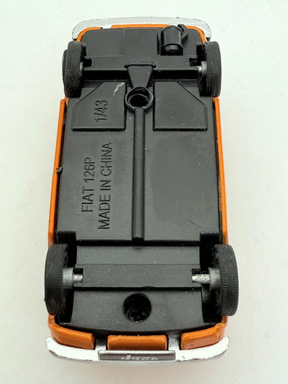 Fiat 126P Pomarańczowa 1:43 – zdjęcie 12