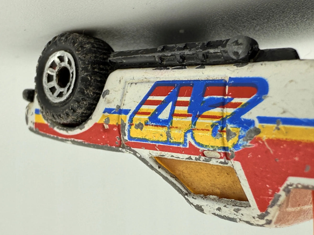 Toyota Hilux 4X4 Mainline Majorette Biały 1:57 Made in France – zdjęcie 13