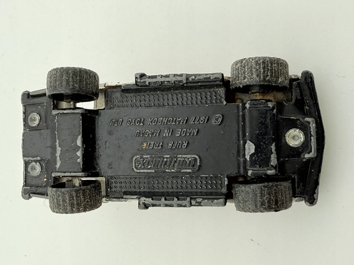 Toyota Hilux 4X4 Mainline Majorette Biały 1:57 Made in France – zdjęcie 15