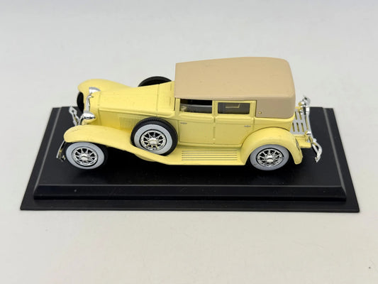 CORD L-29 BERLINE Z 1929 R. AmerCom Żółty 1:43
