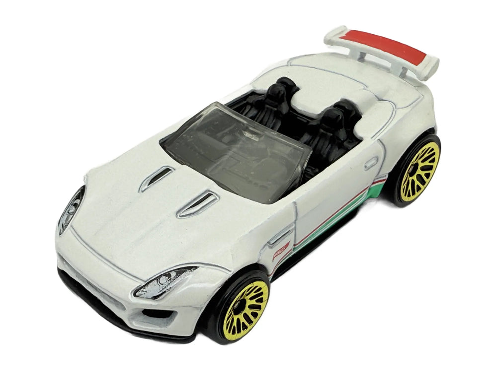 F-Type Project 7 Hot Wheels Biała 1:64