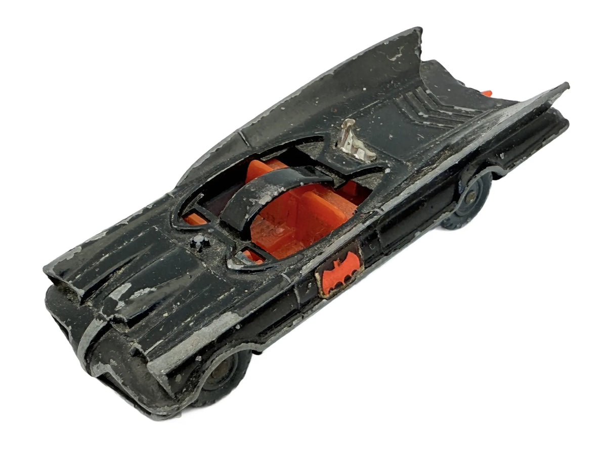 Batmobile Husky Czarny 1:64