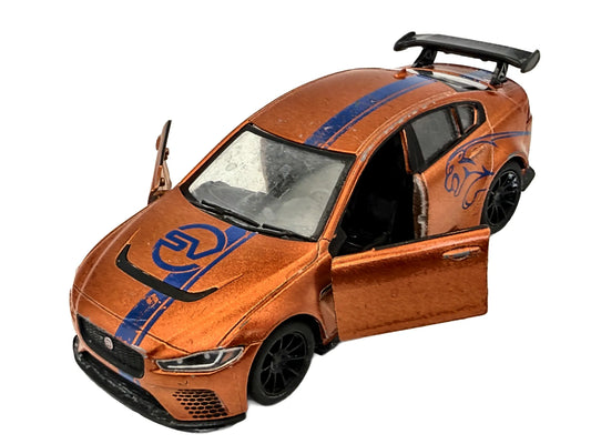 JAGUAR XE SV PROJECT 8, Kinsmart, Die cast KT5416, Miedziany, 1:35