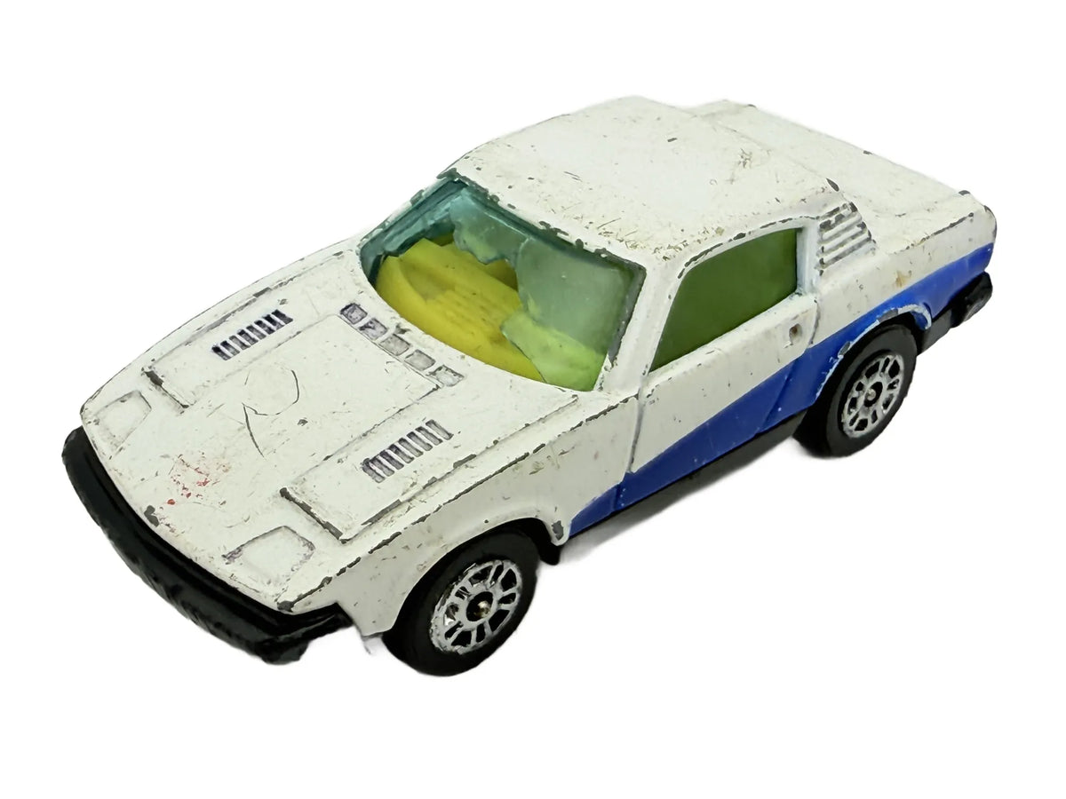 Triumph Tr7 Corgi Biała 1:64 Made in Wielka Brytania
