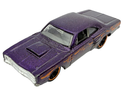 Muscle Car Hot Wheels Fioletowy 1:64