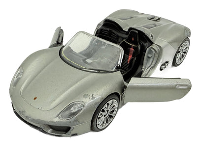 Porsche 918 Spyder Welly Srebrny 1:43