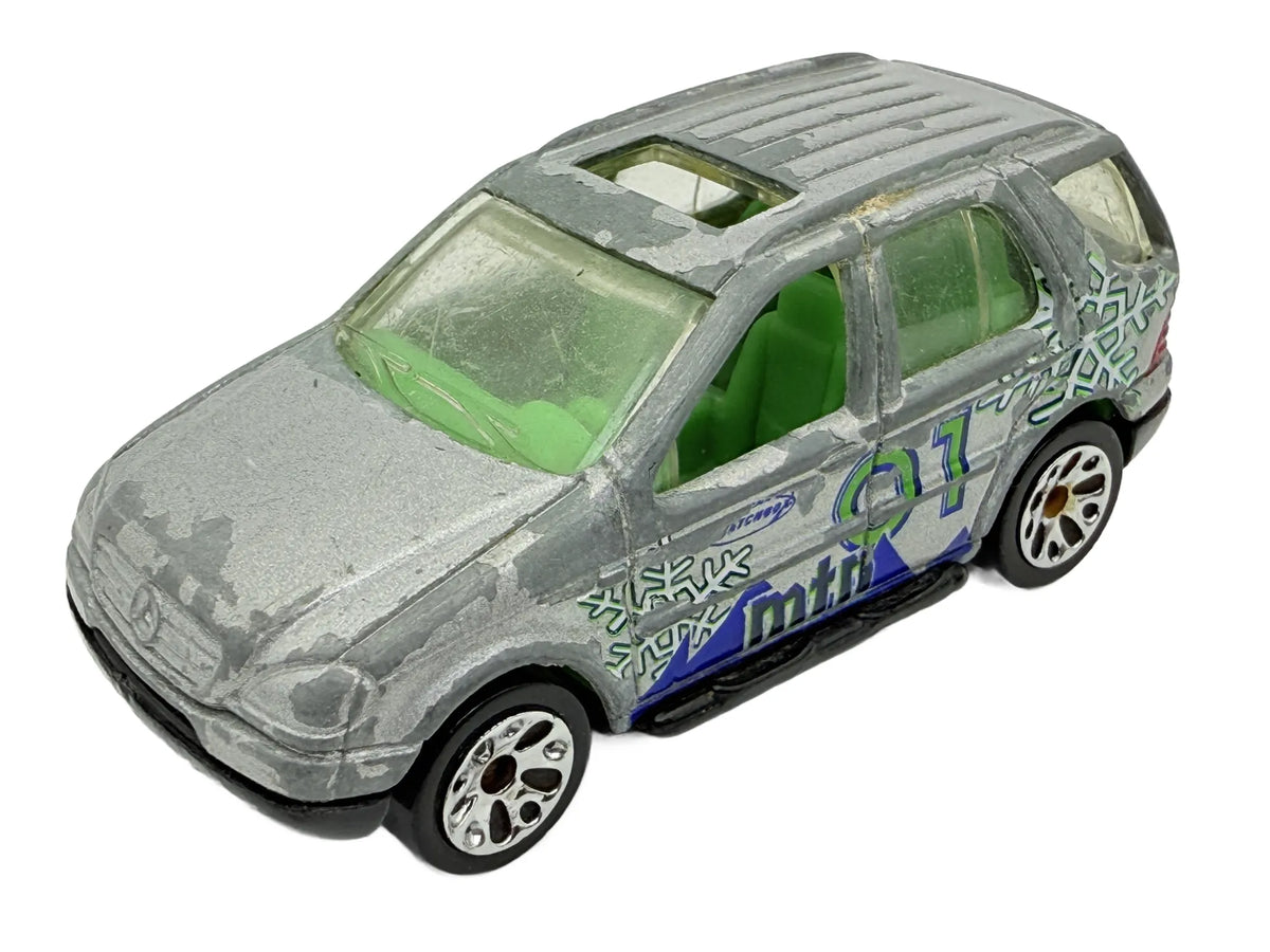 Mercedes-Benz Ml 430 Matchbox Srebrny 1:62