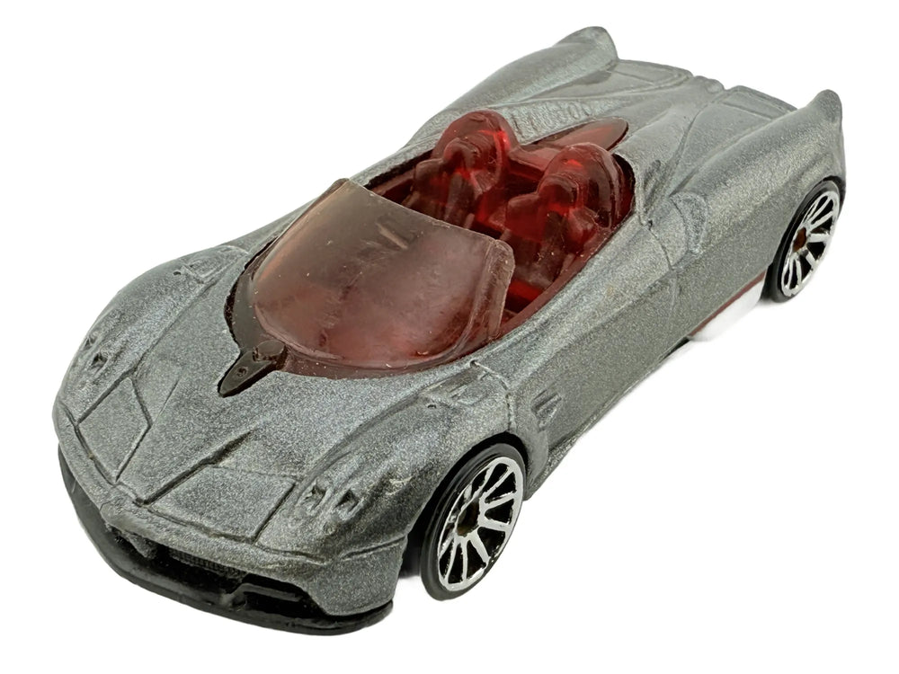 Pagani Huayra Roadster Hot Wheels Srebrny 1:64