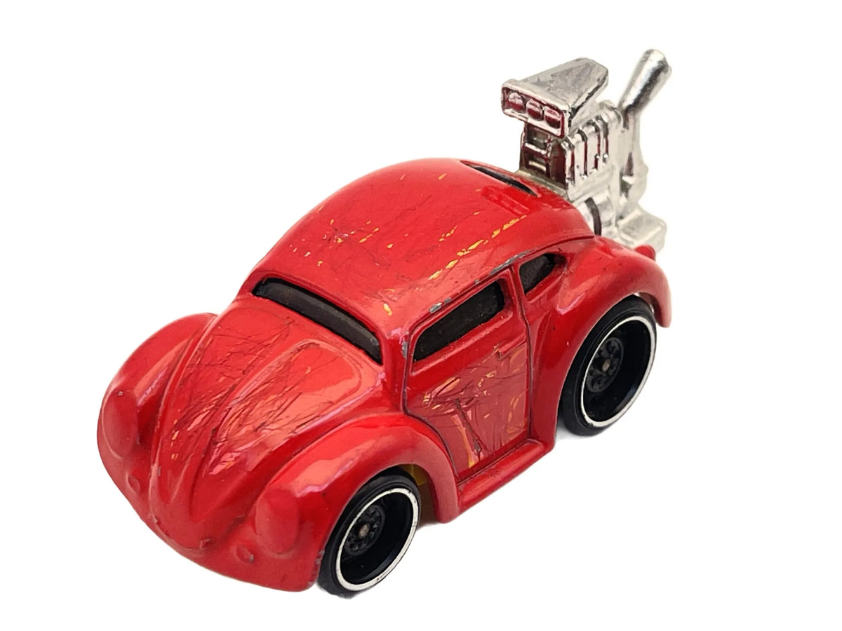 VOLKSWAGEN BEETLE, Garbus, Hot Wheels 2010, Die cast K19, Czerwony, 1:64