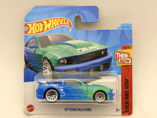 '07 Ford Mustang THEN AND NOW Hot Wheels 2023 Niebieski 1:64