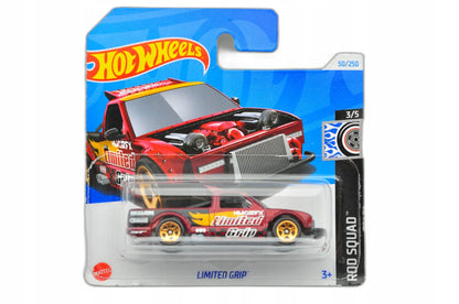 Mały Hatchback Z Lat 80. Czerwony 1:64