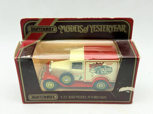 Y-22 1930 MODEL A FORD VAN Matchbox 1984 1:40 Made in England Palm Toffee