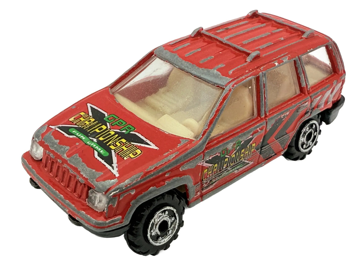 Suv Czerwony 1:64