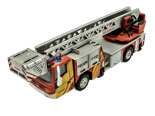 DREHLEITER DLK 23-12, STRAŻ POŻARNA, AmerCom, Die cast, Czerwony, 1:64