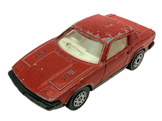 Triumph Tr 7 Corgi Czerwona 1:64 Made in Wielka Brytania