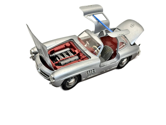 Mercedes-Benz 300 Sl Roadster Norev '80 Srebrny 1:18 Made in France