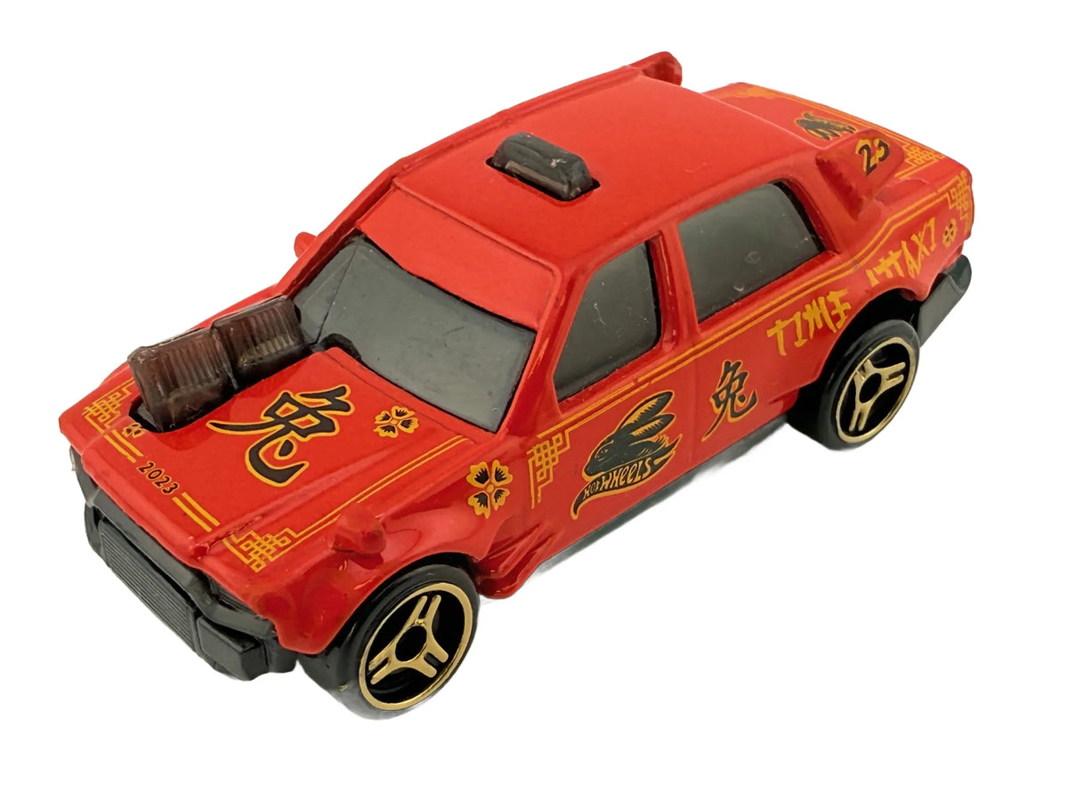 Time Attaxi Hot Wheels 2015 Czerwony 1:64