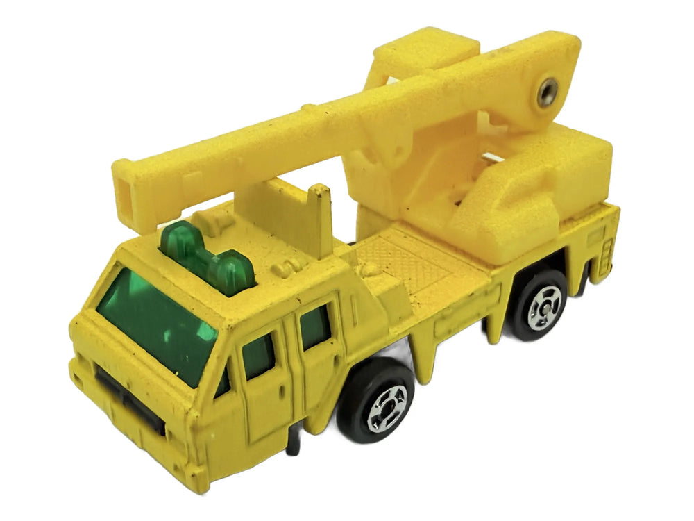 Dźwig Nissan Diesel Crane Truck, (Tomica?), Resoraki, die cast, 1:87, żółty
