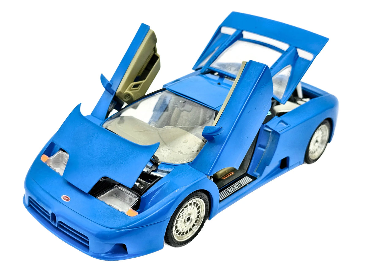 Bugatti EB110 Bburago 1991 1:18 Made in Italy Luzak Niebieski
