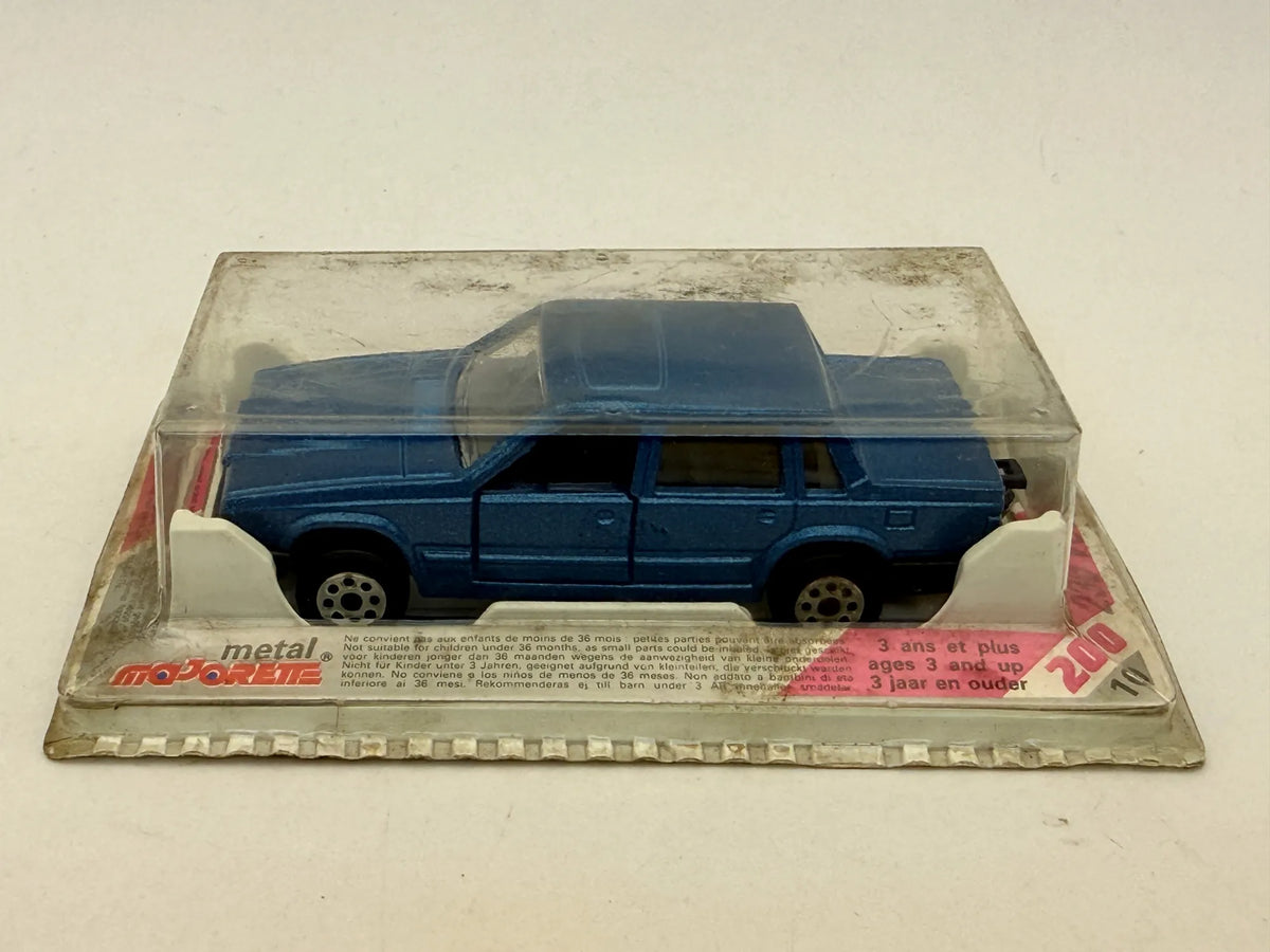VOLVO 760 GLE Majorette '90 Niebieski 1:64