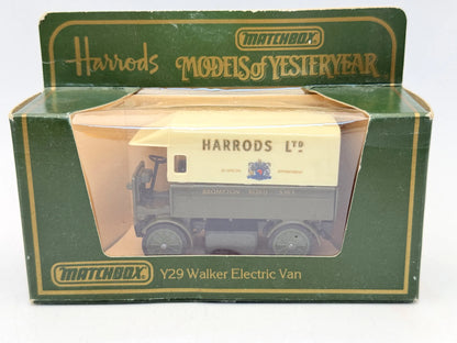 WALKER ELECTRIC VAN Matchbox 1984 Kremowy 1:43 Made in England Harrods LTD