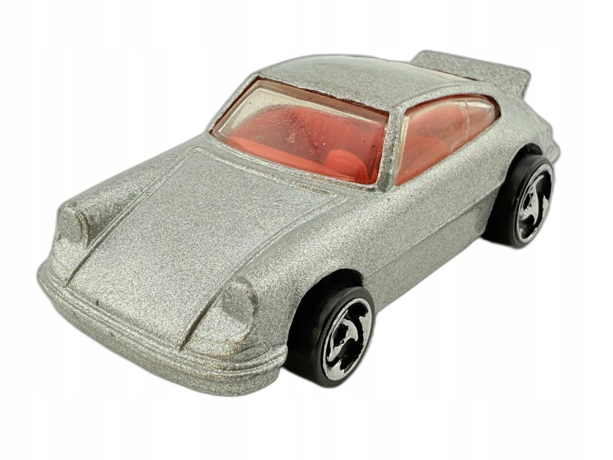 Porsche Carrera Hot Wheels Srebrny 1:64