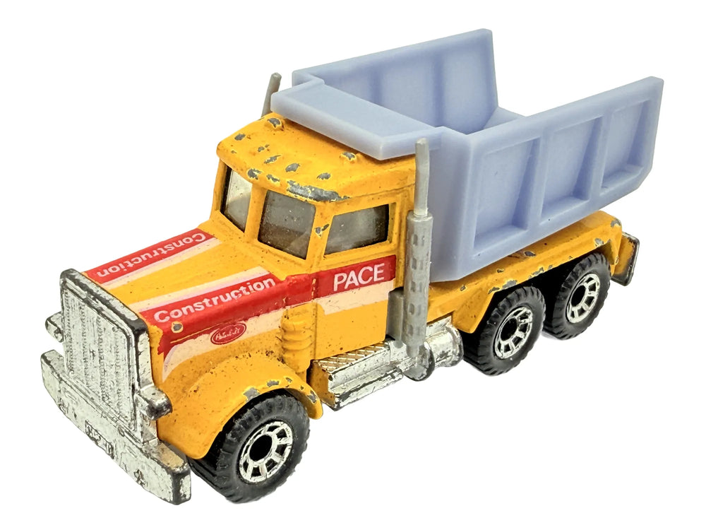 PETERBILT, Matchbox 1981, Resoraki, Die cast 08-1, Żółty, 1:80