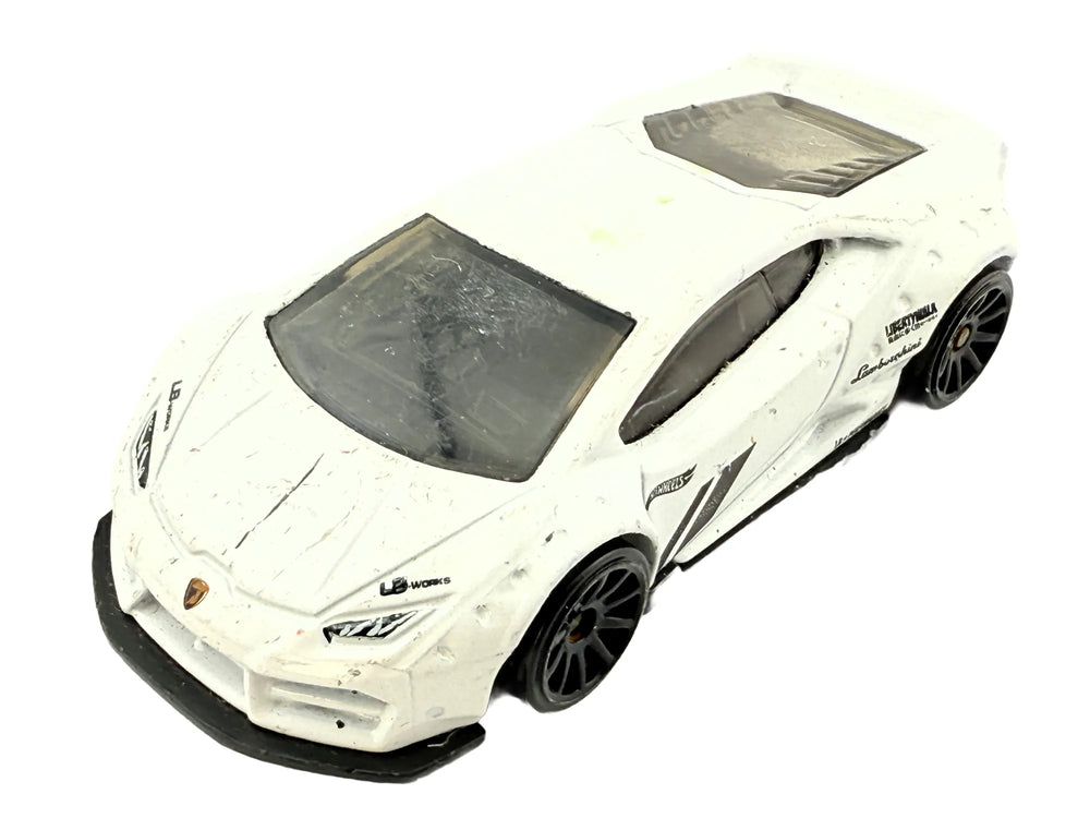 LB-WORKS LAMBORGHINI HURACAN COUPE, Hot Wheels 2020, No. GRX61, Biały, 1:64