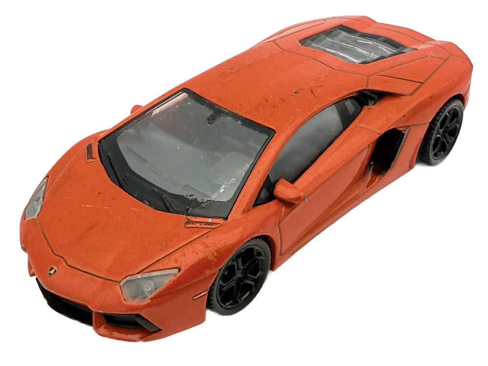 Lamborghini Aventador CoupeStan: kolekcjonerski