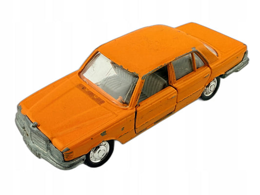 Mercedes Benz 200 W115 SIKU 1969-1978 Pomarańczowy 1:55 Made in West