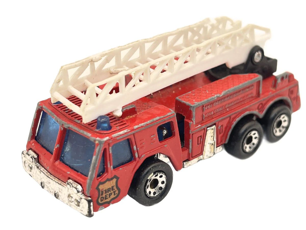 FIRE ENGINE, STRAŻ POŻARNA, Matchbox 1982, Die cast, Czerwony 1:64 Resoraki