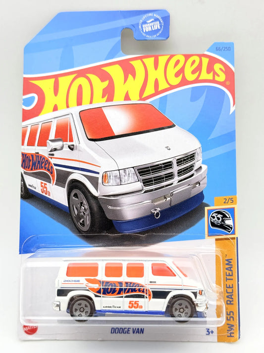 DODGE VAN HW 55, Hot Wheels 2021, Die cast HKK28-N9C0J, Biały 1:64 Resoraki