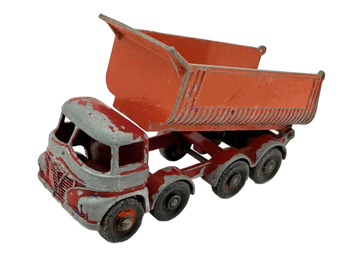 Hoveringham Tipper Lesney Pomarańczowo-Czerwony 1:64 Made in Anglia