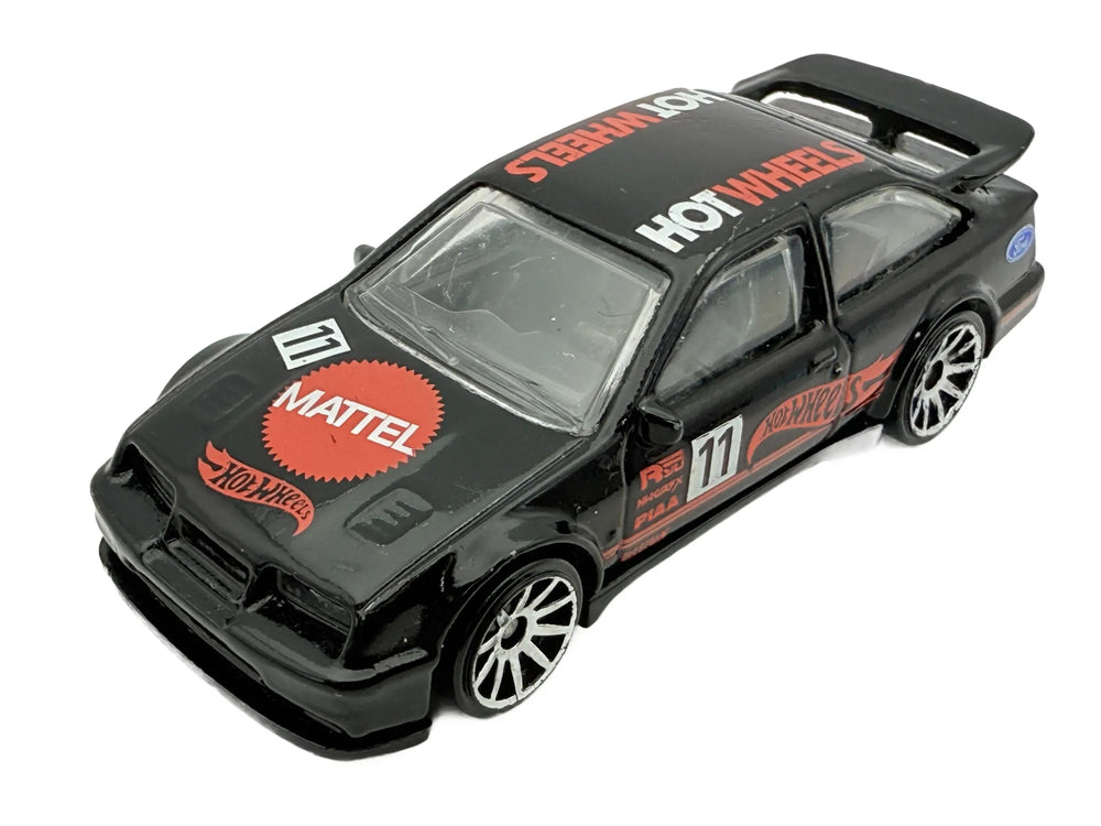Ford Sierra Cosworth Hot Wheels Czarny 1:64
