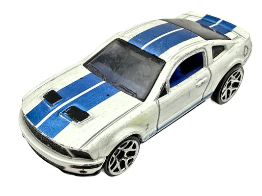 '07 SHELBY GT500, Hot Wheels 2007, Die cast, Biały, 1:64, Resoraki