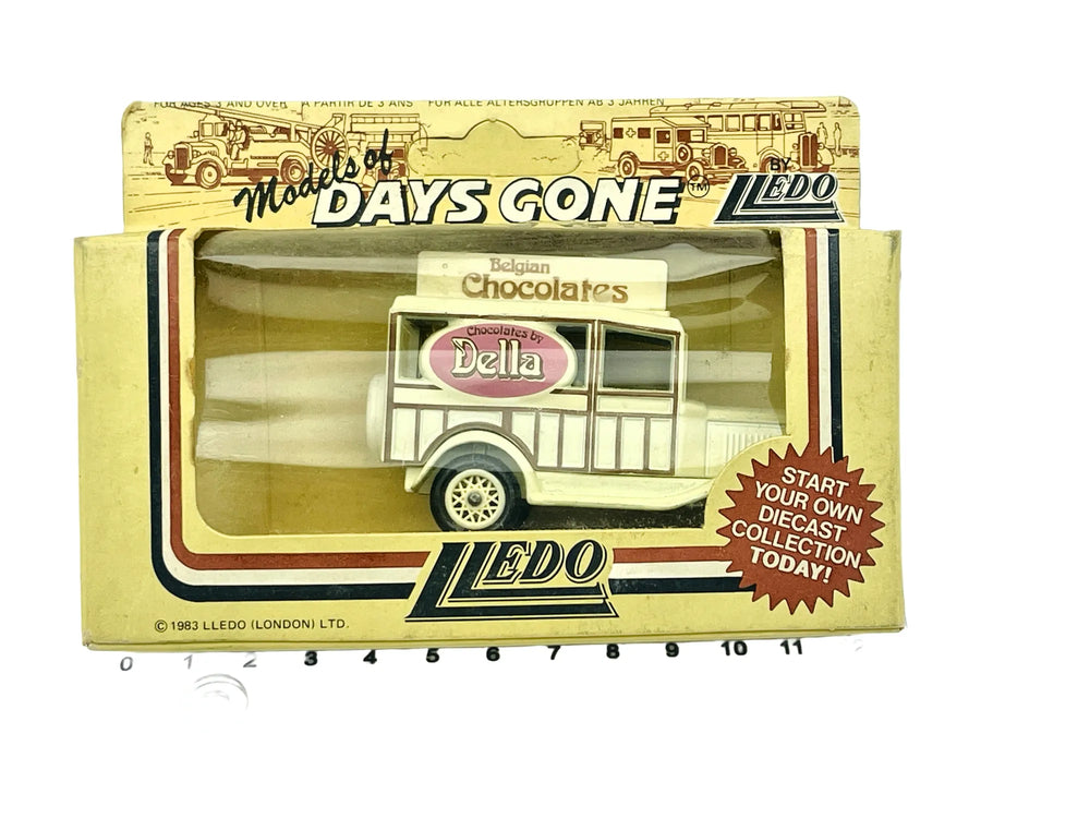 Ford Model A Van Lledo 1987 Days Gone 1:48 Made in England Della Chocolates