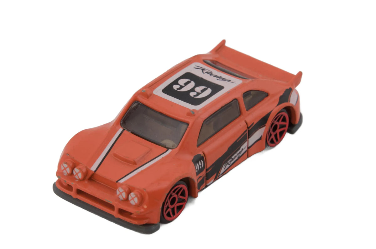 Concept Car Delta Sport Pomarańczowy 1:64 Made in Niemcy